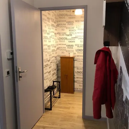 Appartement 2 Bedrooms For 5 With Parking - Near Tram Angers