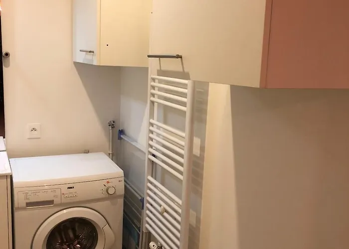 2 Bedrooms For 5 With Parking - Near Tram Apartmán Angers