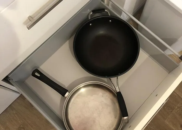 Apartment Pmr 2 Avec Parking, Proche Tram *